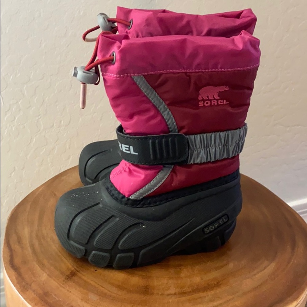 *Like New* Toddler Size 7 Sorel Snow Boots